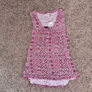 NWT Buckle Daytrip Pink and White Geometric Tank Top Women’s New Large L Shirt